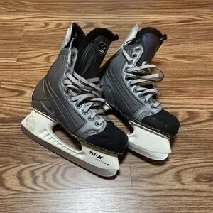 Nike Quest 2 Tuuk Hockey Silver Ice Skates Size US 7D Winter Vintage